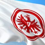 DFB leitet Ermittlungen gegen Eintracht Frankfurt nach Wurfvorfällen ein