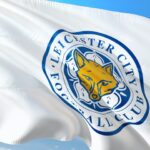 Jamie Vardy Unterbricht Spiel Mit Schiedsrichterpfeife